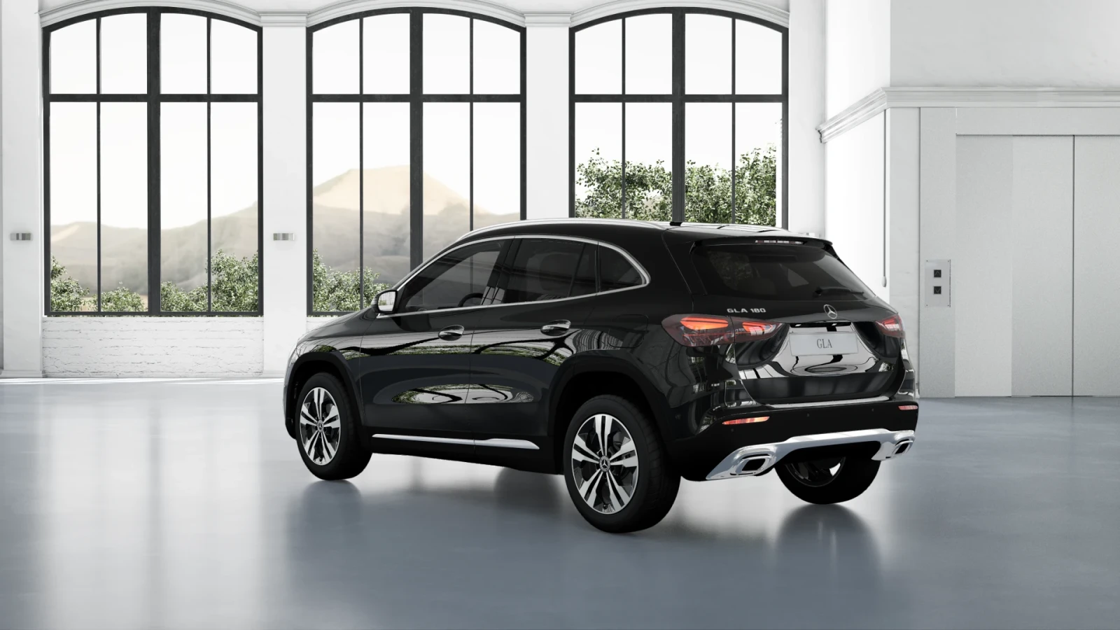 Mercedes-Benz GLA 180, снимка 6 - Автомобили и джипове - 54971233