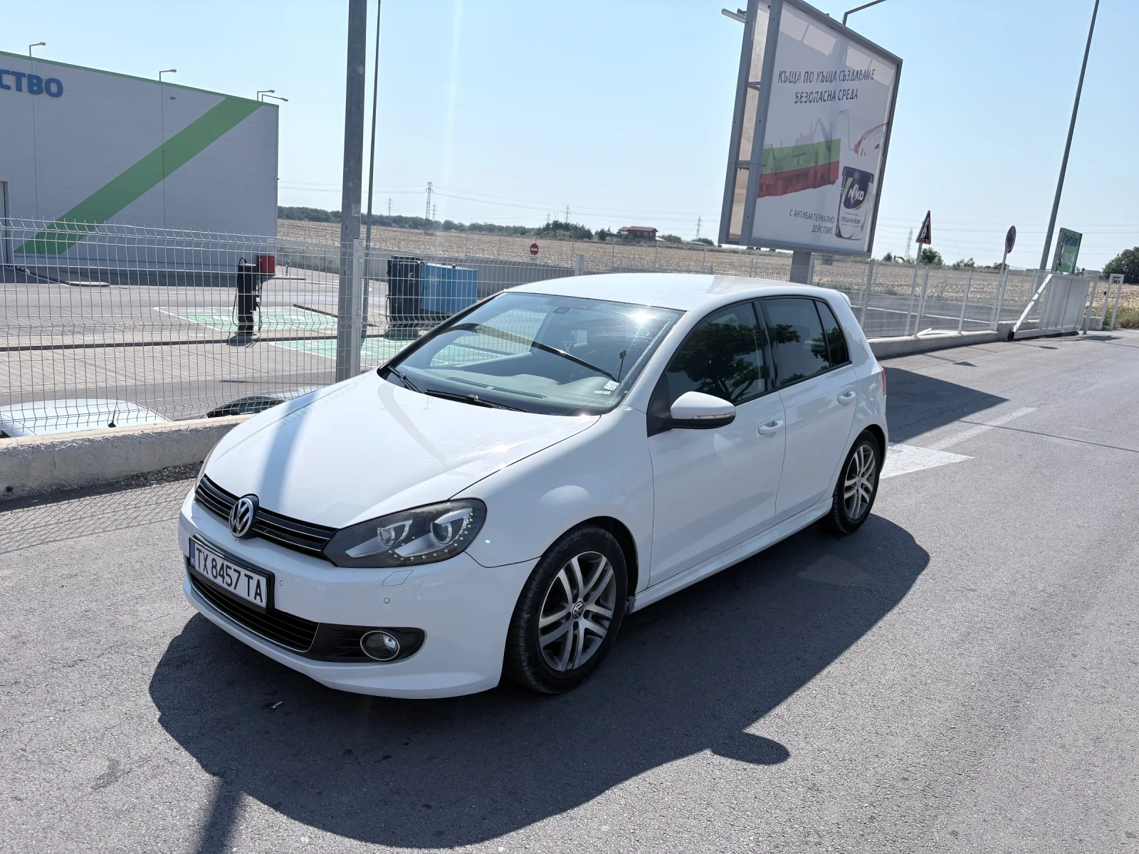 VW Golf, снимка 5 - Автомобили и джипове - 55356722