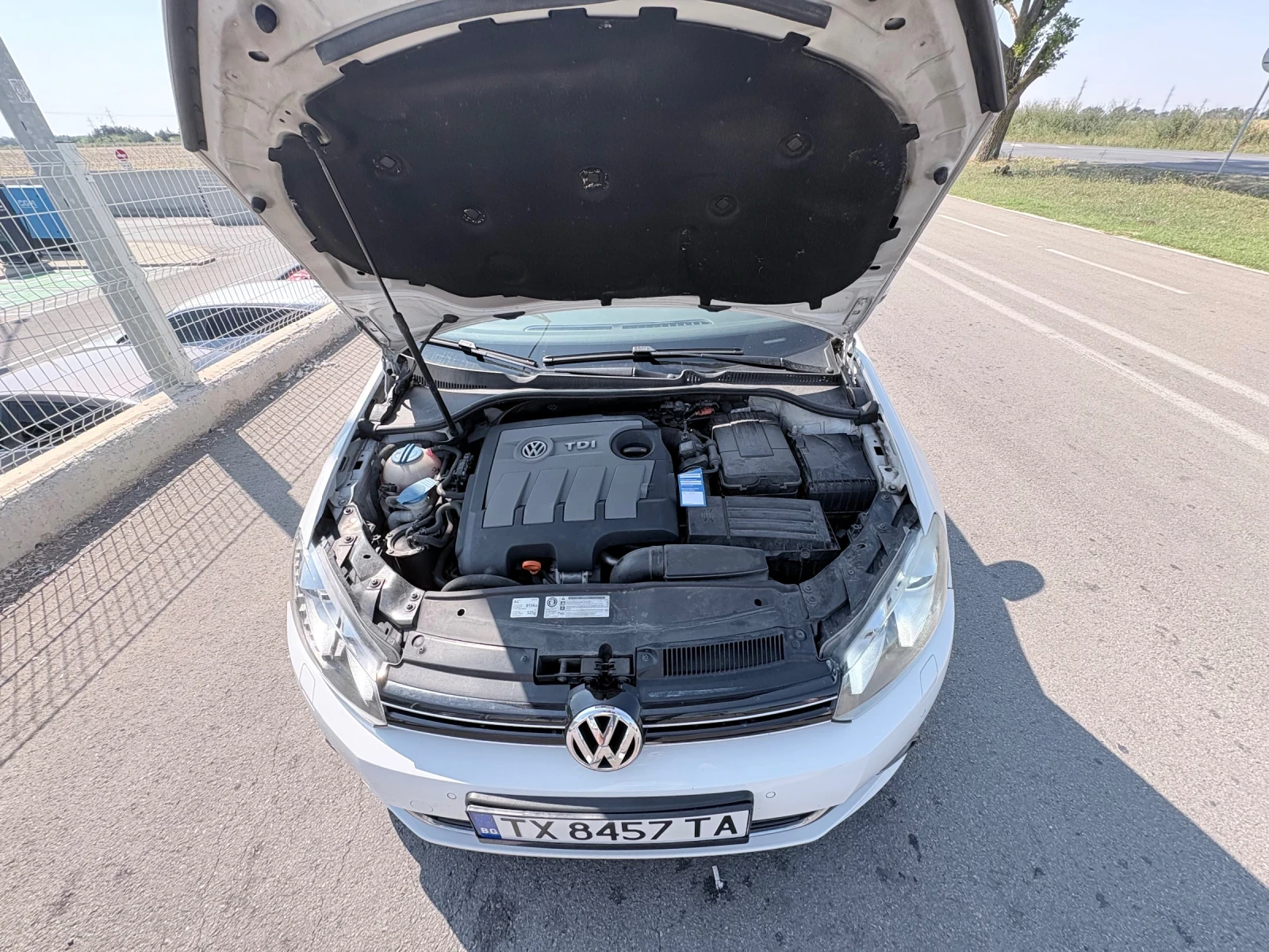 VW Golf, снимка 3 - Автомобили и джипове - 55356722
