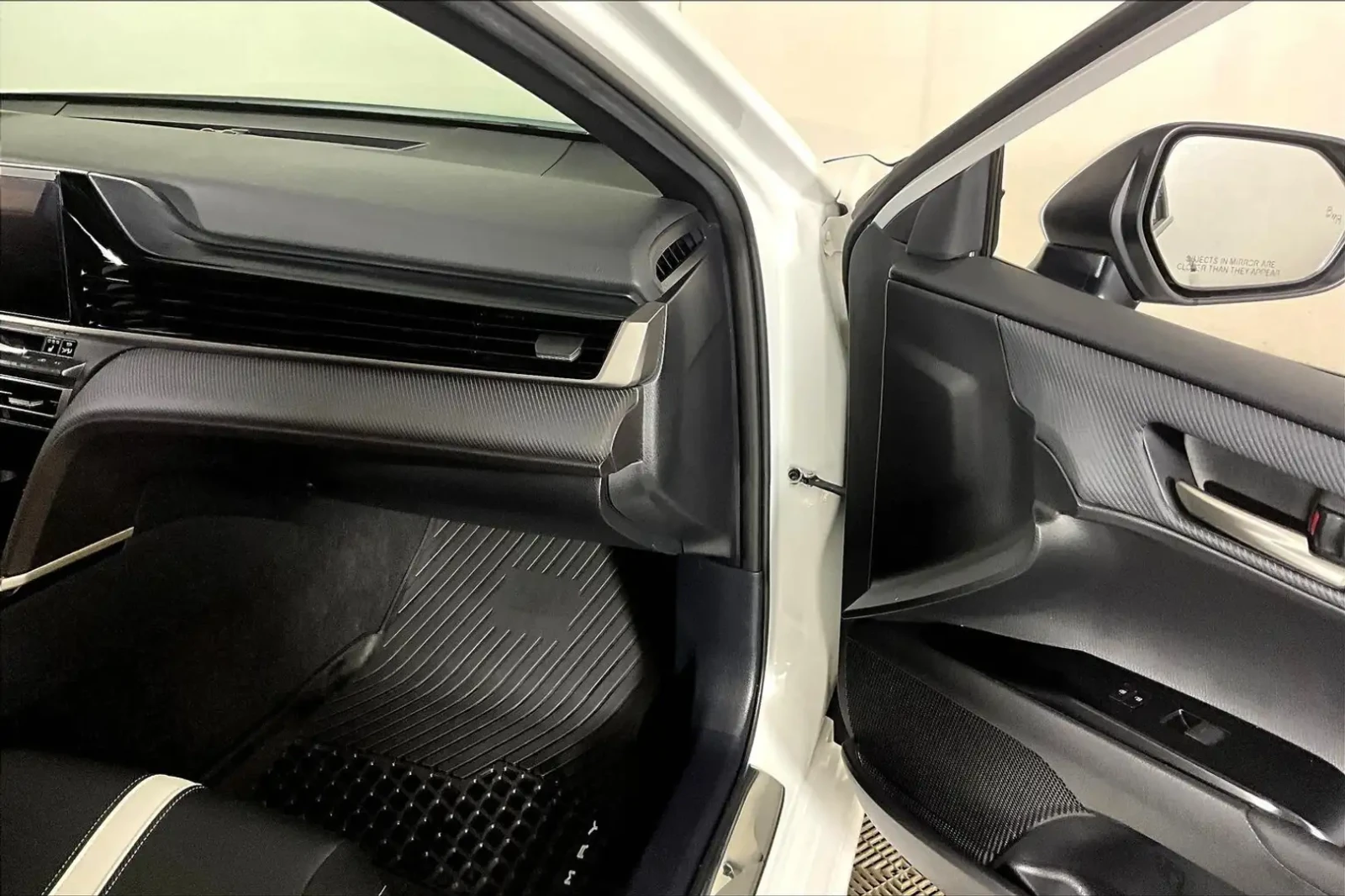 Toyota Camry Hybrid* AWD* Premium* PPF* Цена до БГ, снимка 11 - Автомобили и джипове - 55582166