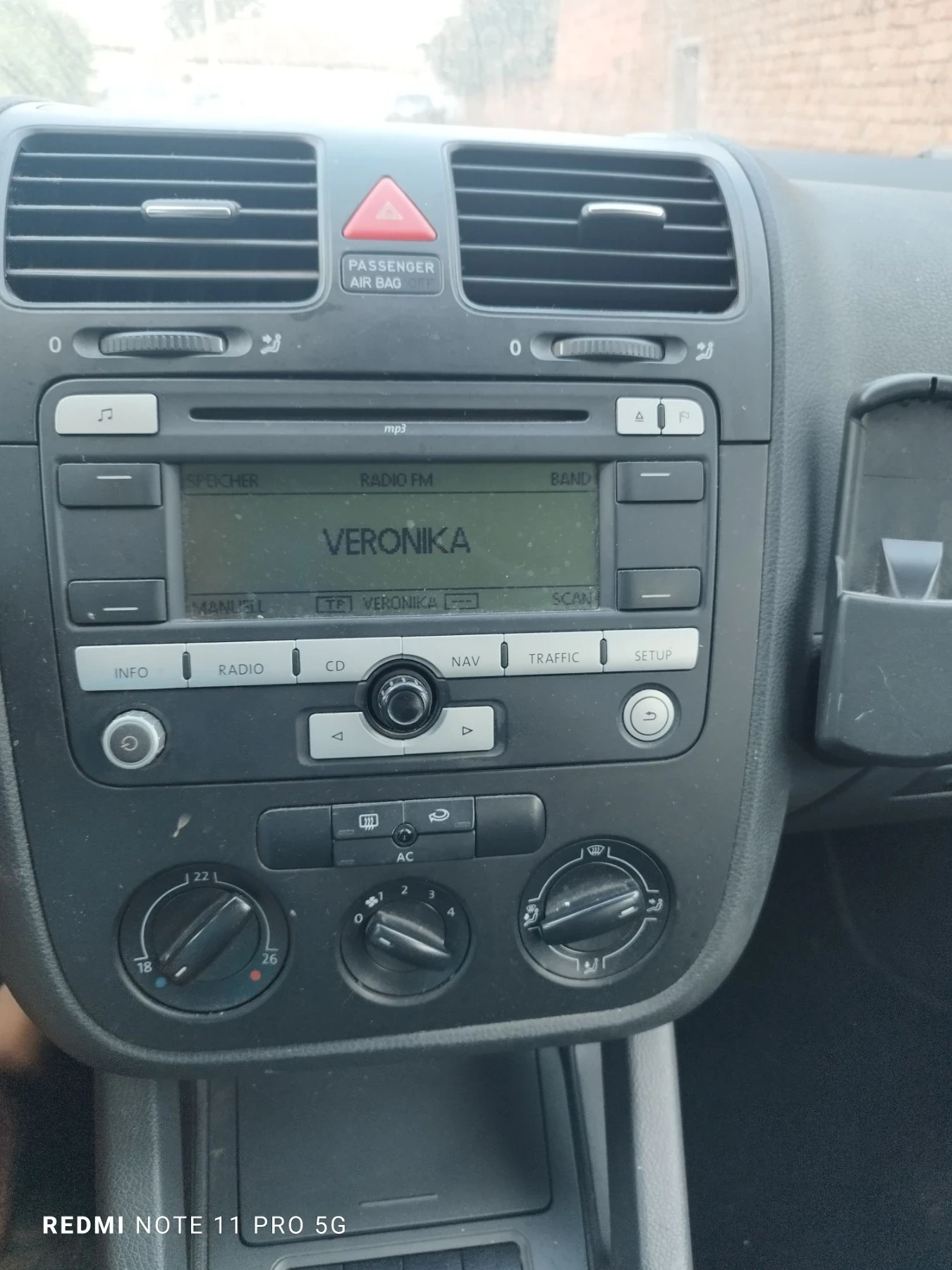 VW Golf 1.9, снимка 5 - Автомобили и джипове - 55791298