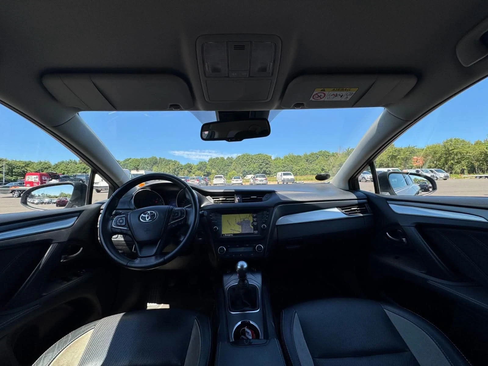 Toyota Avensis Сервизна История Камера Нави Keyless Go , снимка 7 - Автомобили и джипове - 55932728