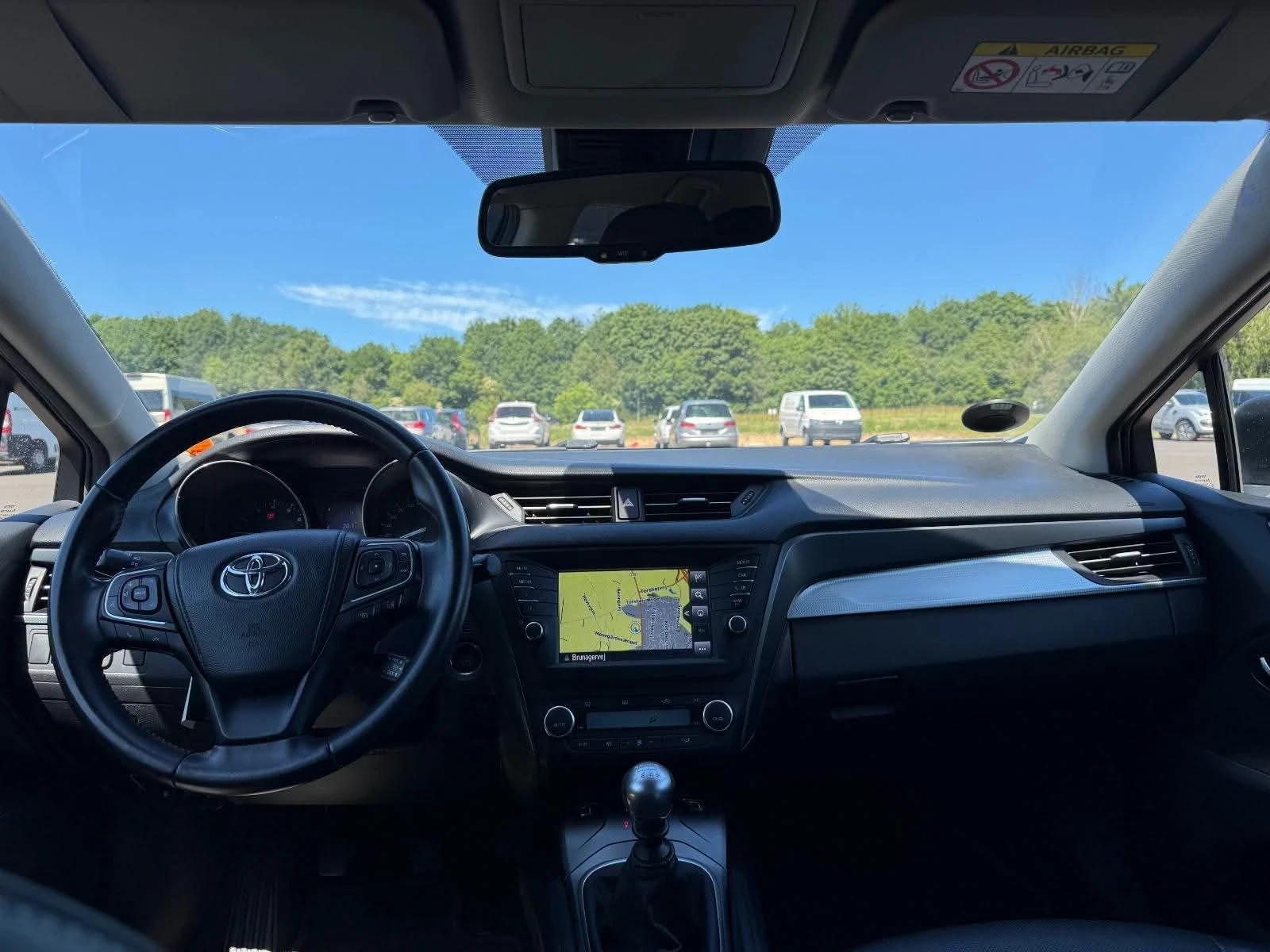 Toyota Avensis Сервизна История Камера Нави Keyless Go , снимка 12 - Автомобили и джипове - 55932728
