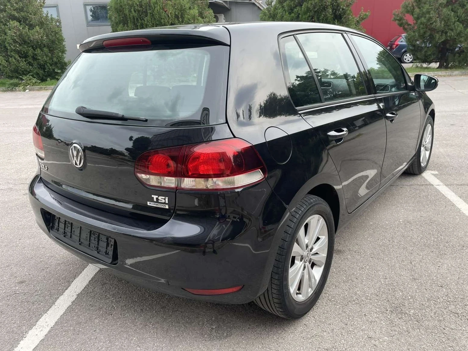 VW Golf 1.2 TSI Highline, снимка 5 - Автомобили и джипове - 56289369