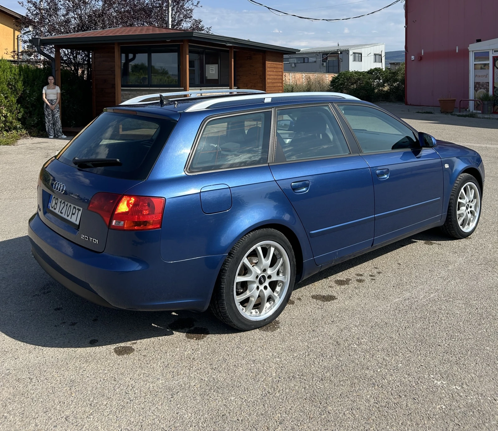 Audi A4 2.0 TDI, снимка 5 - Автомобили и джипове - 56570216