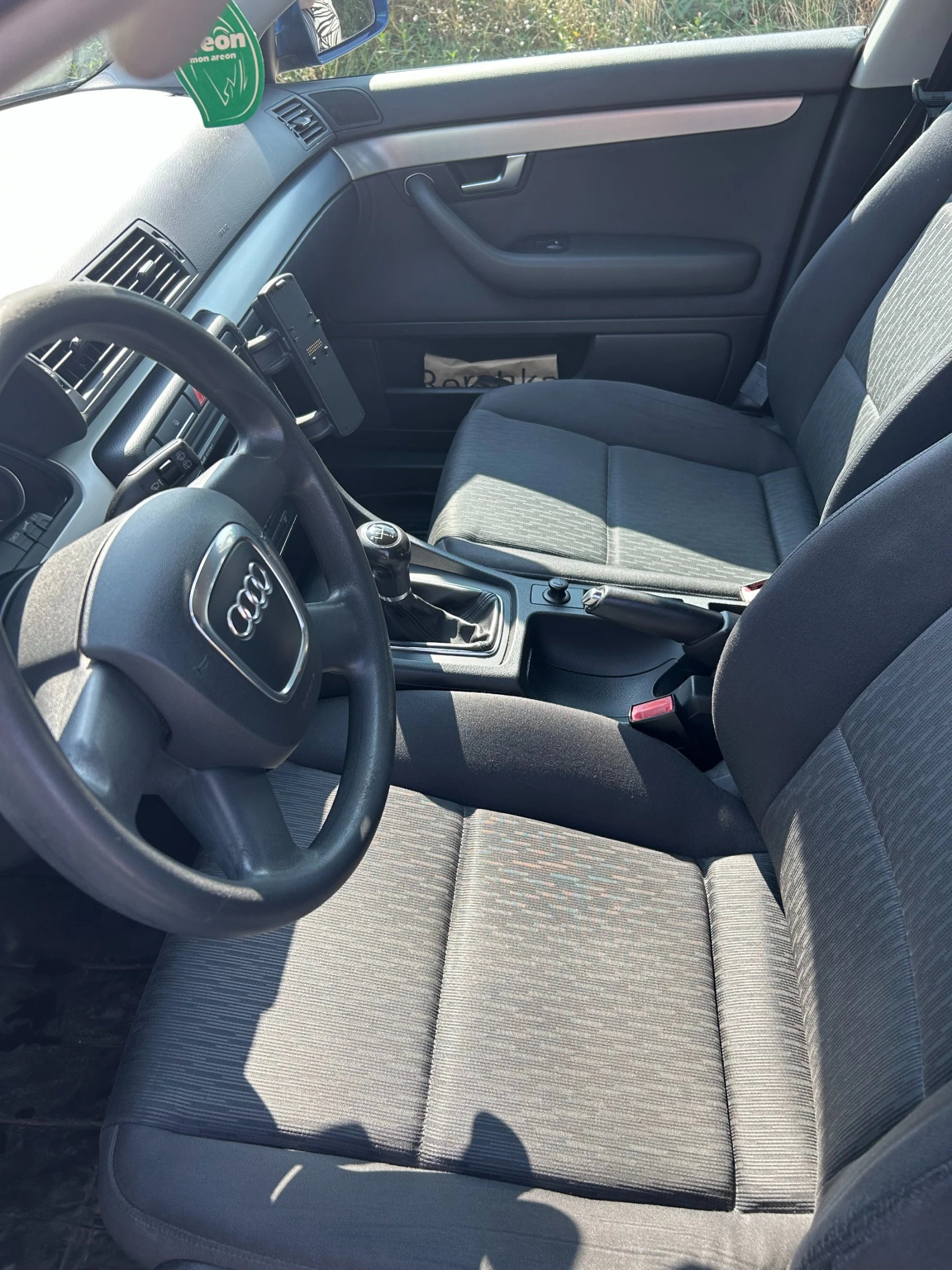 Audi A4 2.0 TDI, снимка 8 - Автомобили и джипове - 56570216