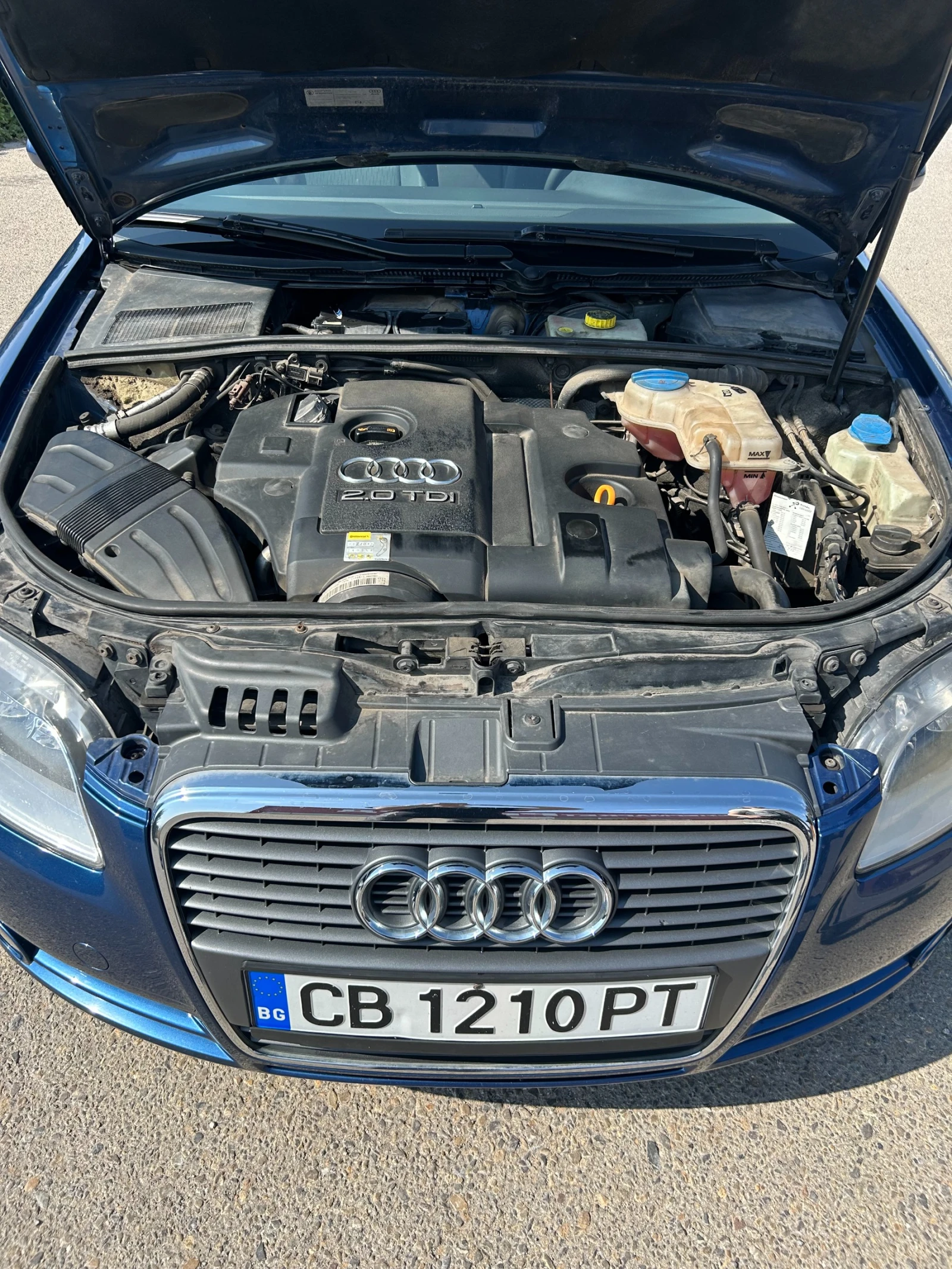 Audi A4 2.0 TDI, снимка 13 - Автомобили и джипове - 56570216
