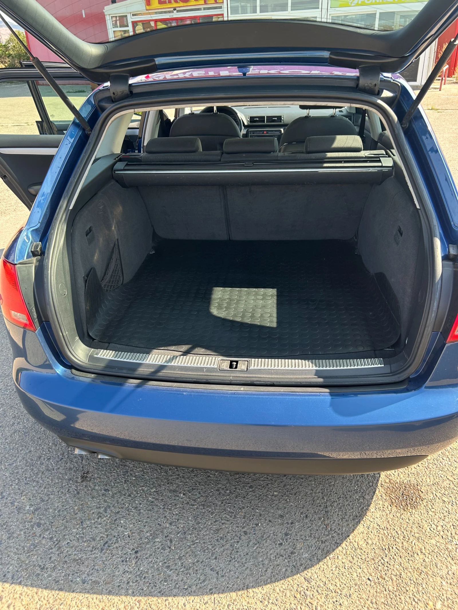 Audi A4 2.0 TDI, снимка 12 - Автомобили и джипове - 56570216