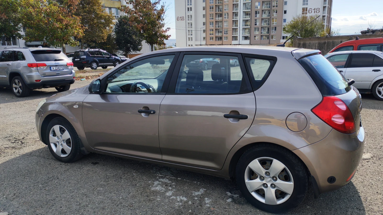 Kia Ceed 1.4 Газ/Бензин, снимка 5 - Автомобили и джипове - 56613625