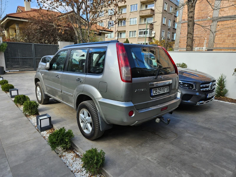 Nissan X-trail 2.2dci, снимка 2 - Автомобили и джипове - 47921226