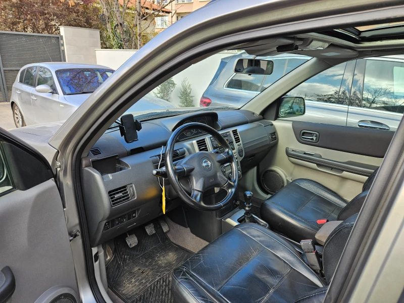 Nissan X-trail 2.2dci, снимка 4 - Автомобили и джипове - 47921226