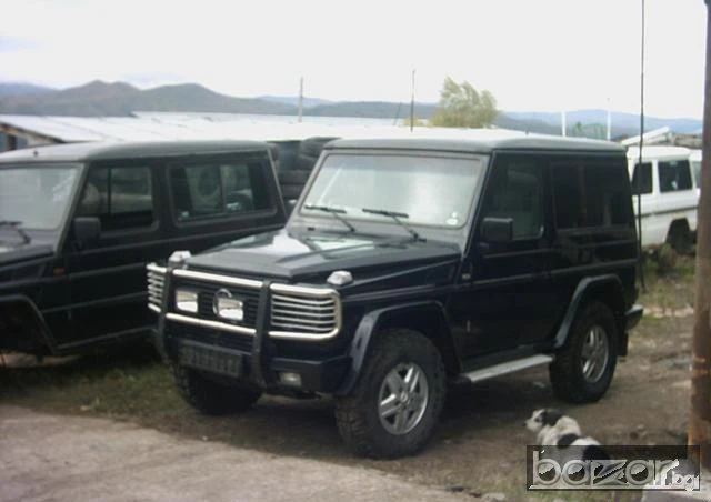 Mercedes-Benz G 300 НА ЧАСТИ, снимка 1 - Автомобили и джипове - 18130137