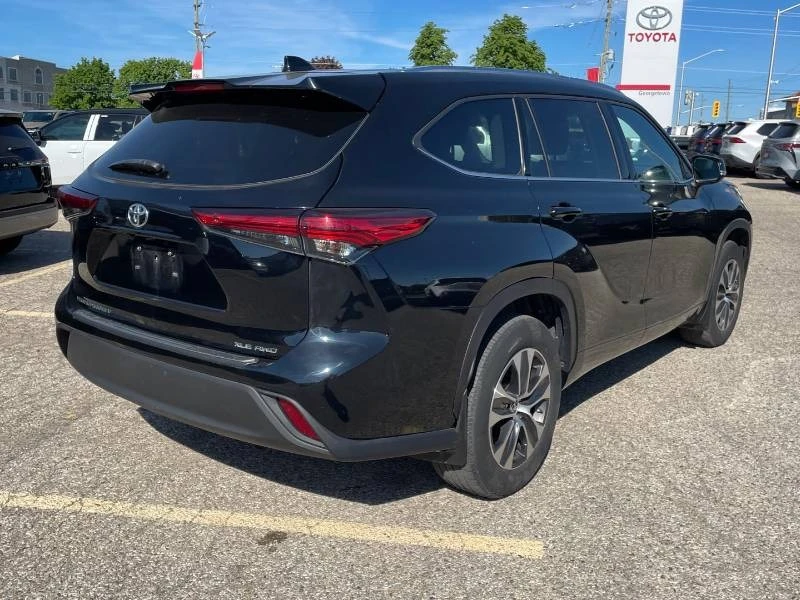 Toyota Highlander * 7 МЕСТЕН * ДИСТРОНИК * ПРЕДСТАВИТЕЛСТВО, снимка 3 - Автомобили и джипове - 54756365