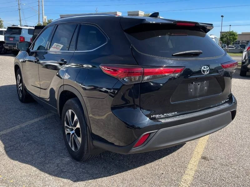 Toyota Highlander * 7 МЕСТЕН * ДИСТРОНИК * ПРЕДСТАВИТЕЛСТВО, снимка 7 - Автомобили и джипове - 54756365