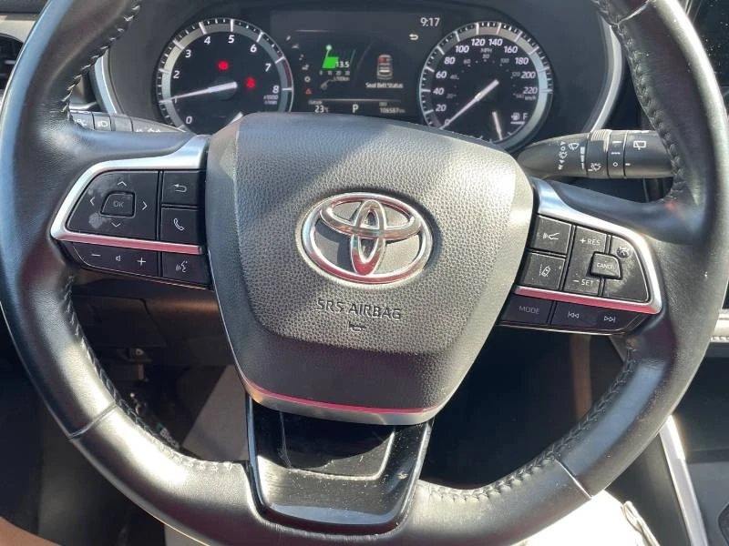 Toyota Highlander * 7 МЕСТЕН * ДИСТРОНИК * ПРЕДСТАВИТЕЛСТВО, снимка 10 - Автомобили и джипове - 54756365