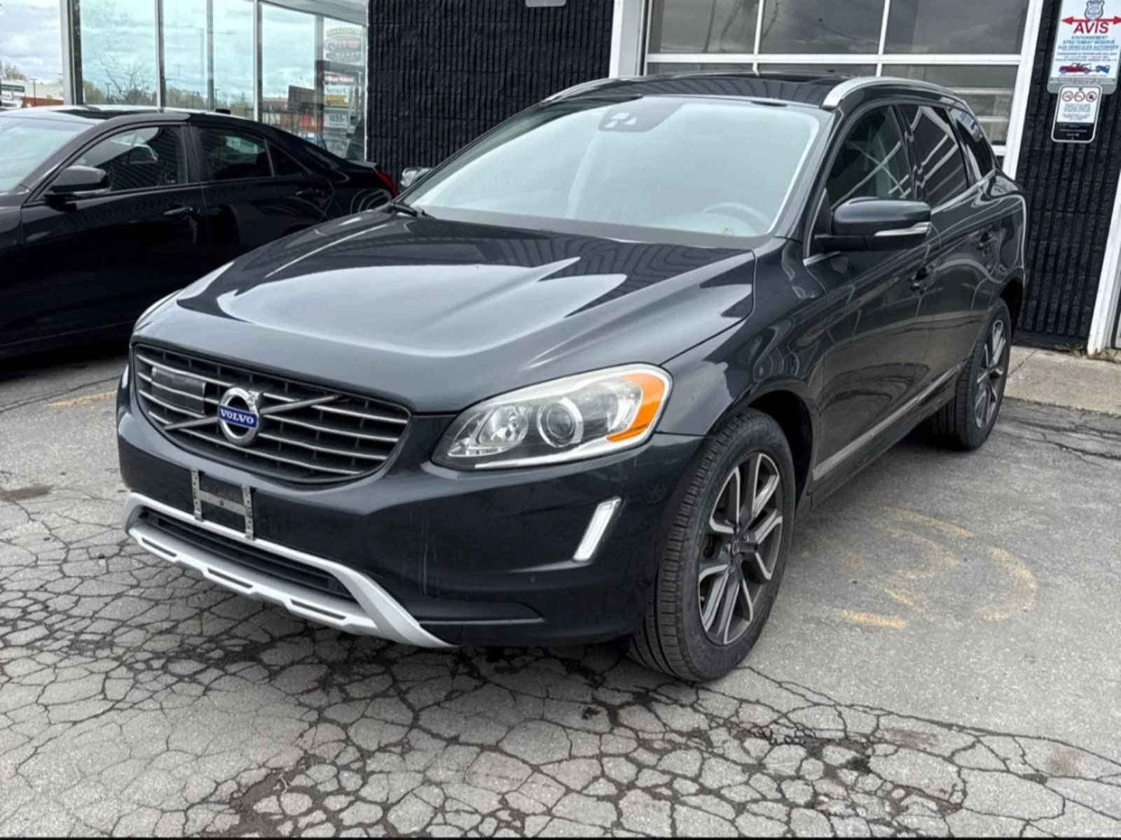 Volvo XC60 T5 , На Части !, снимка 1