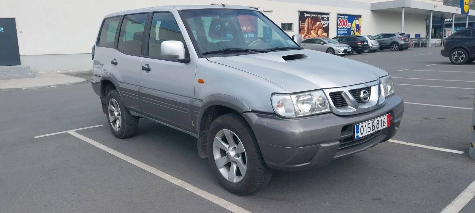 Nissan Terrano 3.0 TDI KLIMATIK - изображение 2