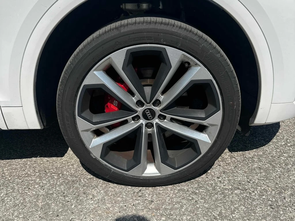 Audi SQ5 2022 Technik 3.0 TFSI quattro * CARFAX *  - изображение 6