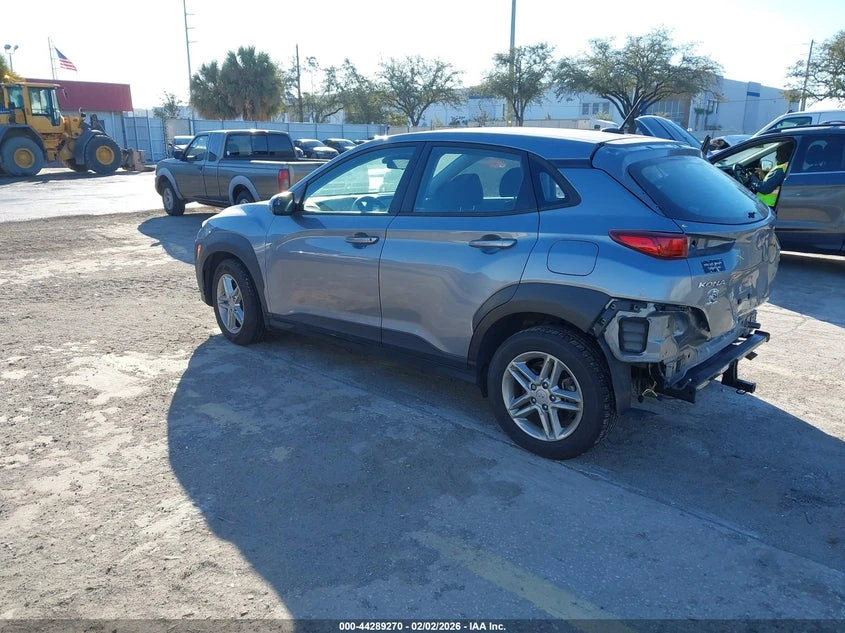 Hyundai Kona 2.0l Se, снимка 3 - Автомобили и джипове - 54071682