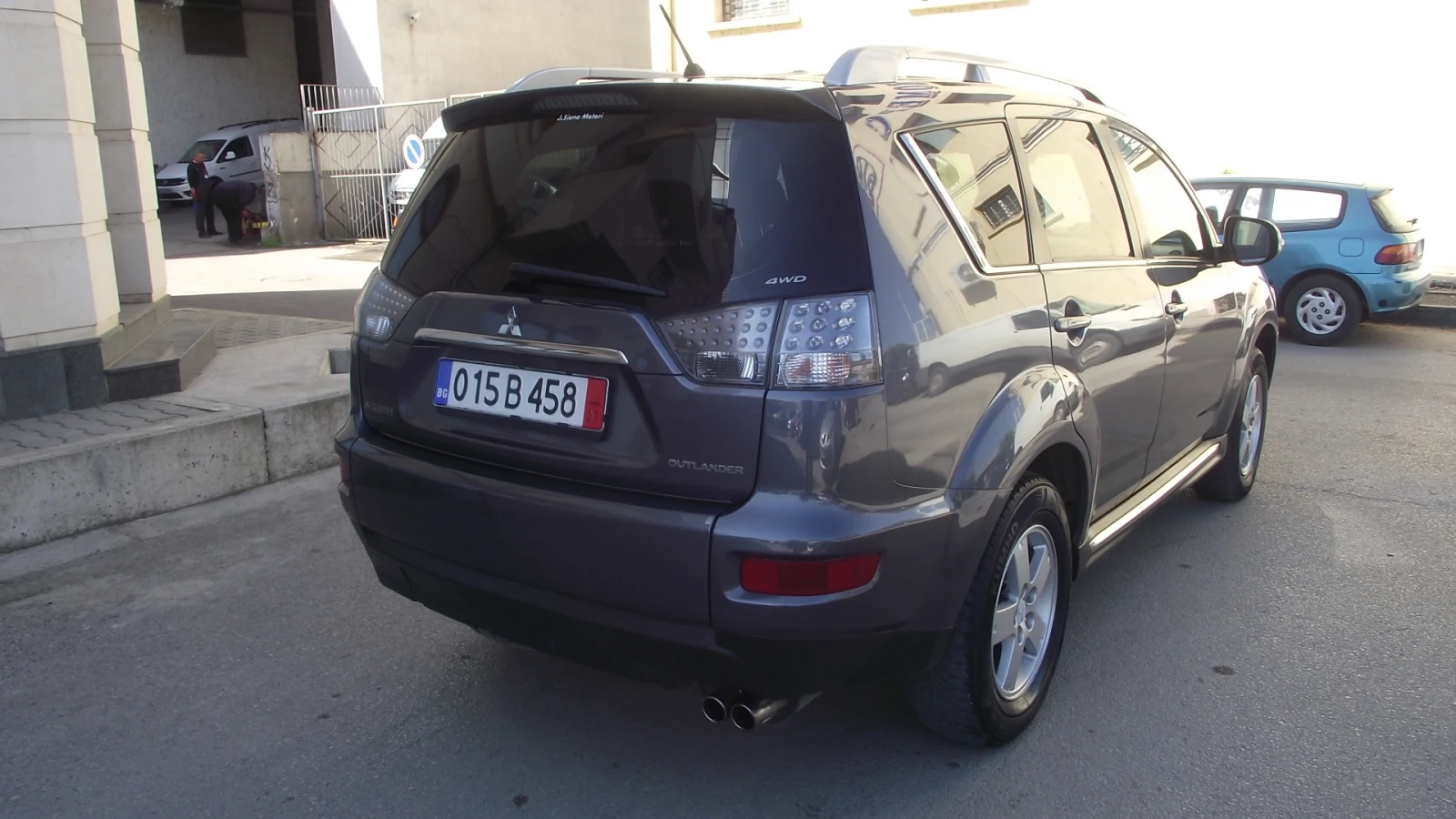 Mitsubishi Outlander 2.0.d.140.k.c.4x4.6.speed., снимка 3 - Автомобили и джипове - 54309198