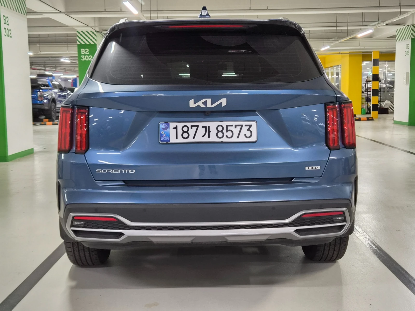 Kia Sorento HEV 1.6* Camera* CarPlay* АВТОКРЕДИТ, снимка 5 - Автомобили и джипове - 54578158