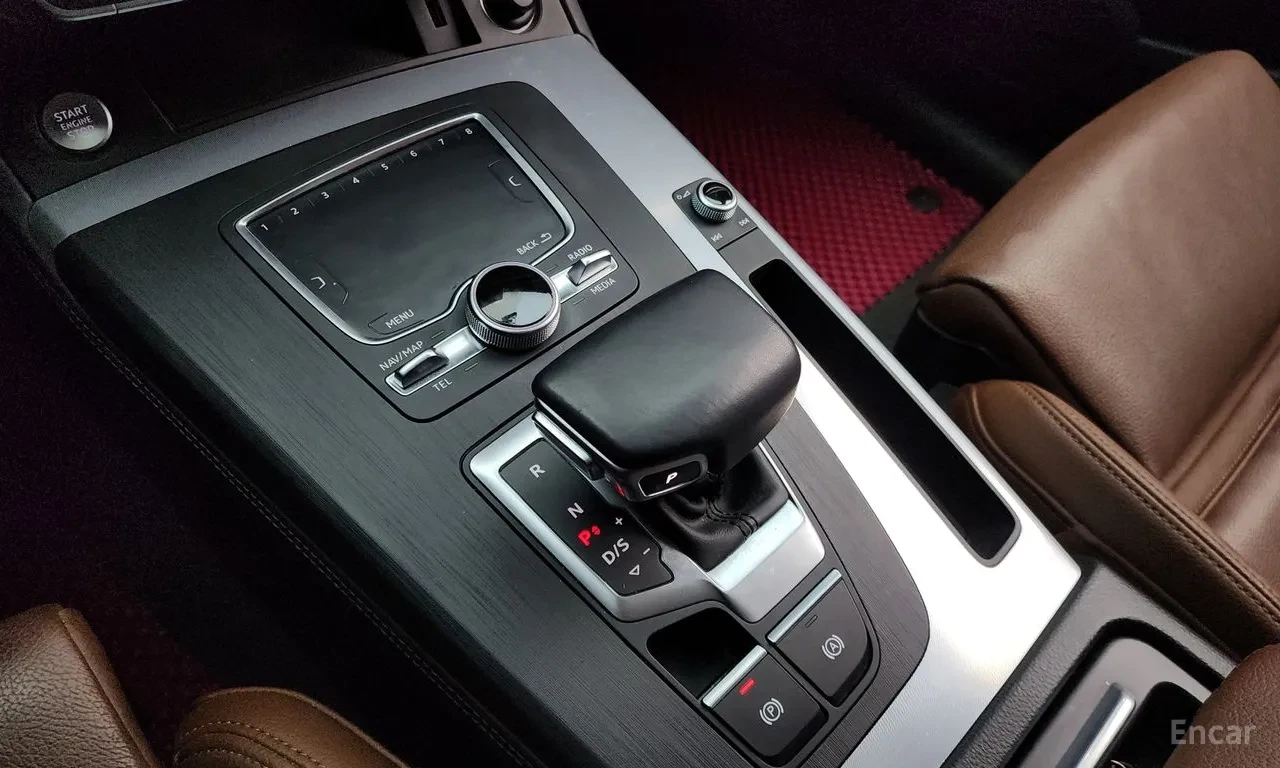 Audi Q5 45 TFSI QUATTRO PREMIUM, снимка 8 - Автомобили и джипове - 54749332