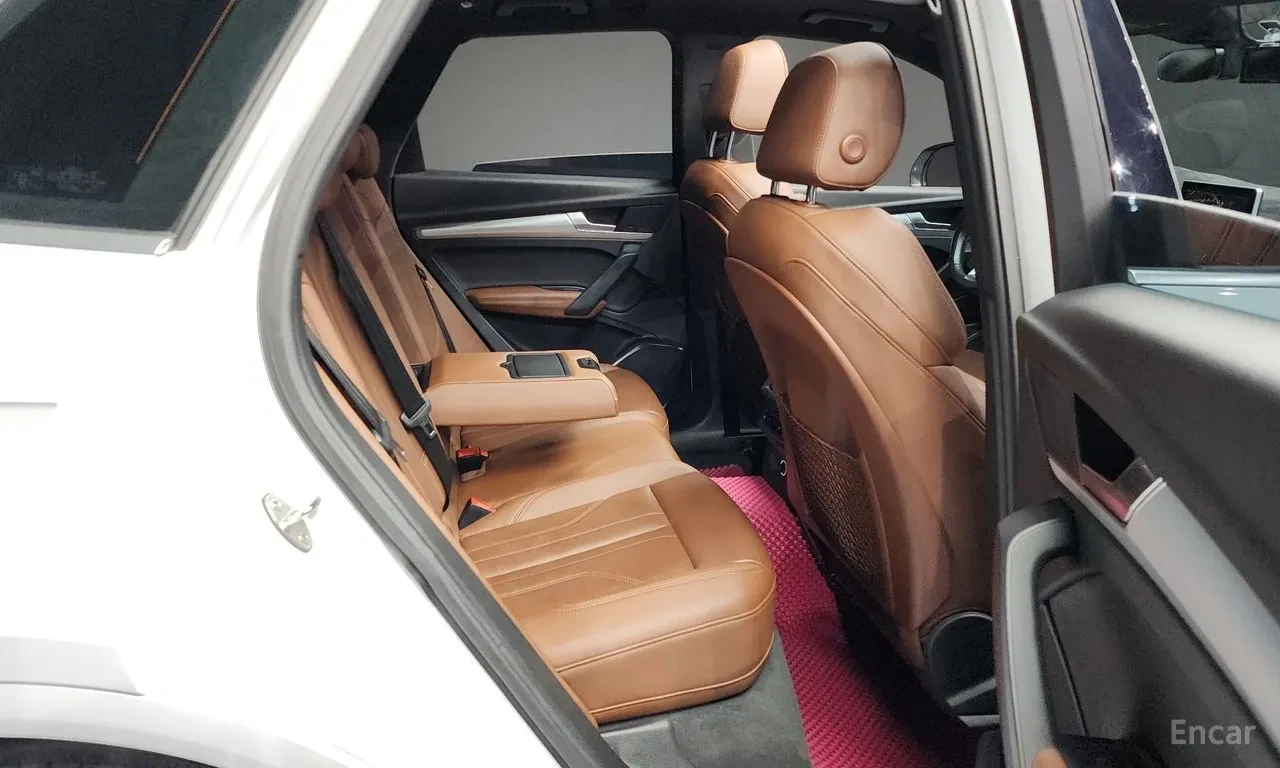 Audi Q5 45 TFSI QUATTRO PREMIUM, снимка 11 - Автомобили и джипове - 54749332