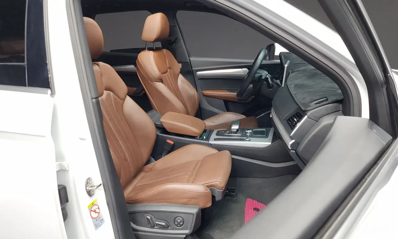 Audi Q5 45 TFSI QUATTRO PREMIUM, снимка 10 - Автомобили и джипове - 54749332