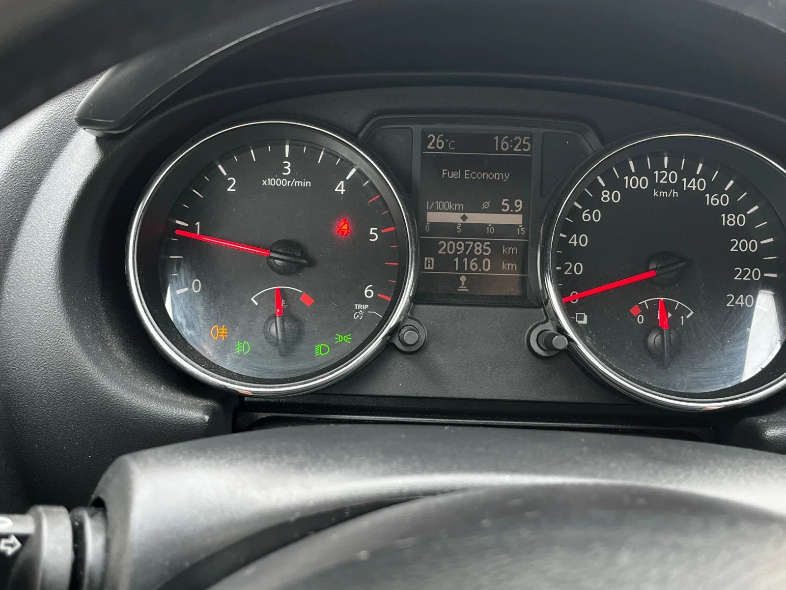 Nissan Qashqai, снимка 5 - Автомобили и джипове - 54981031