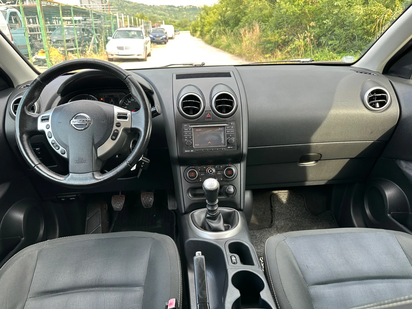 Nissan Qashqai 1.6dci~FACE, снимка 14 - Автомобили и джипове - 55129151
