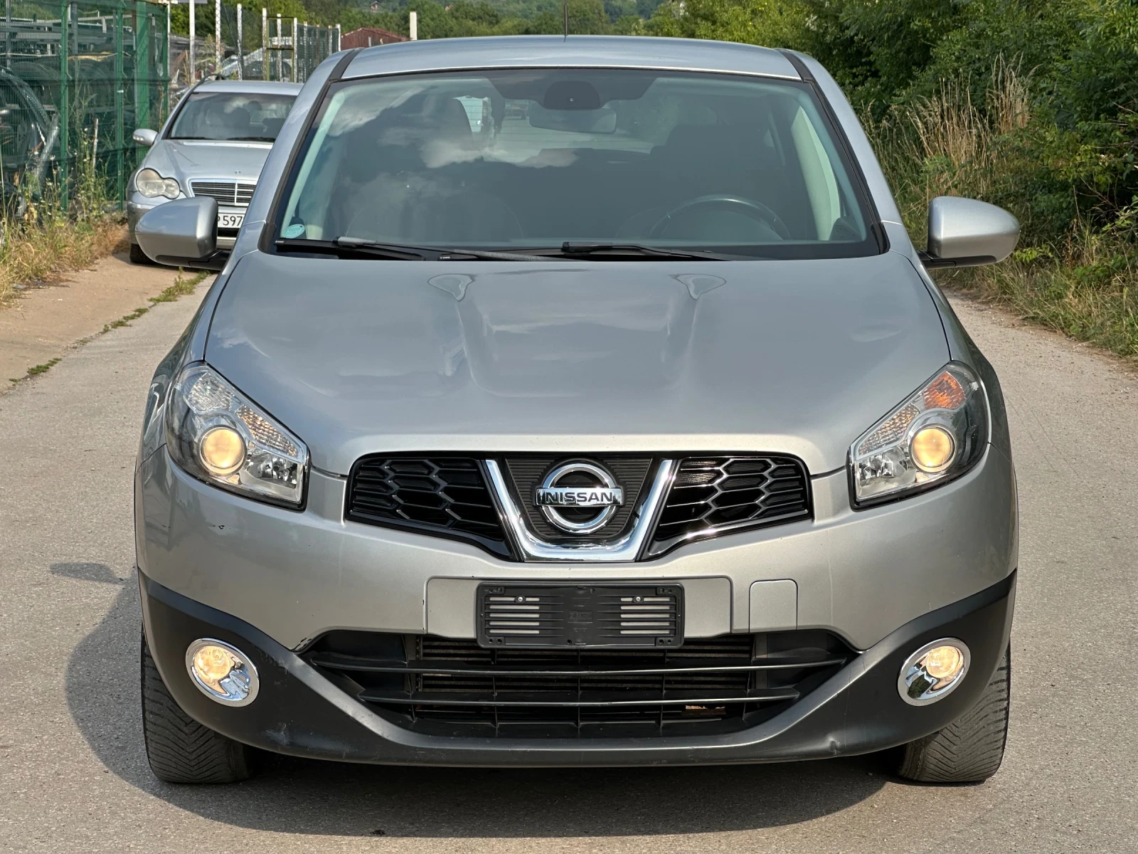 Nissan Qashqai 1.6dci~FACE, снимка 2 - Автомобили и джипове - 55129151