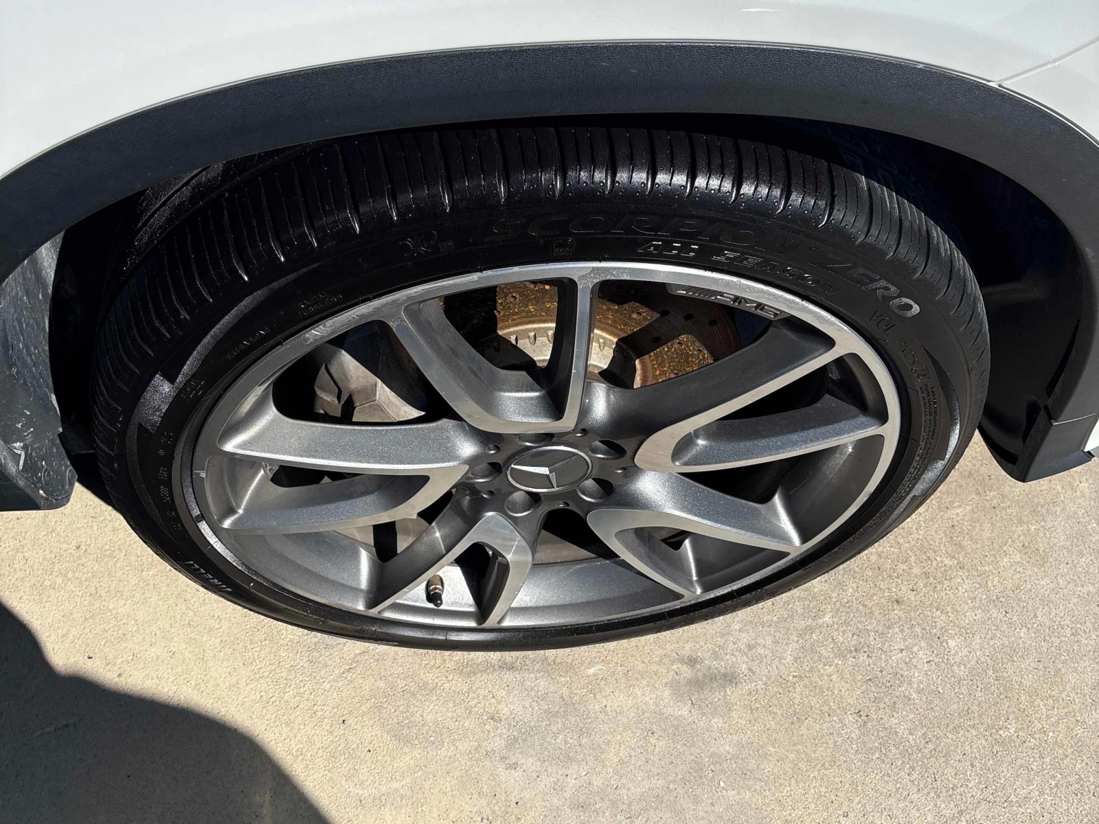 Mercedes-Benz GLC 43 AMG 4MATIC | CARFAX | АВТОФИНАНСИРАНЕ, снимка 6 - Автомобили и джипове - 56078684