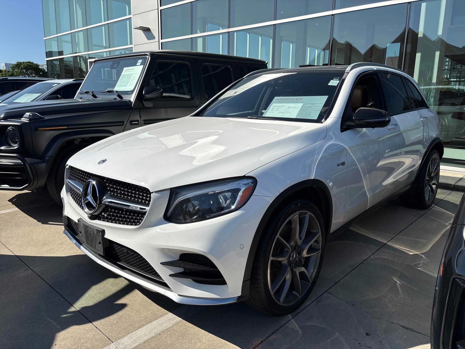 Mercedes-Benz GLC 43 AMG 4MATIC | CARFAX | АВТОФИНАНСИРАНЕ