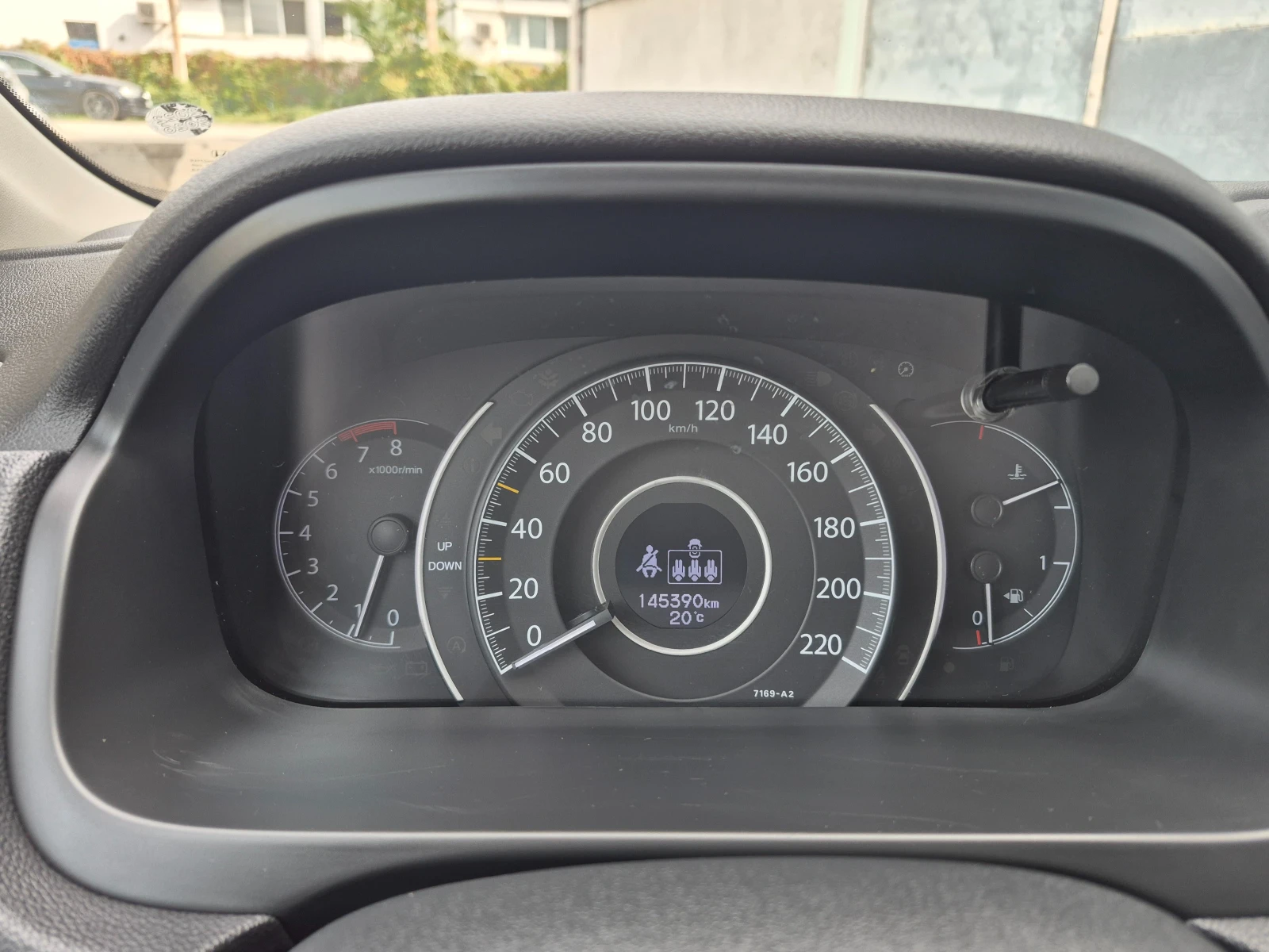 Honda Cr-v 2.0i, снимка 8 - Автомобили и джипове - 56449958