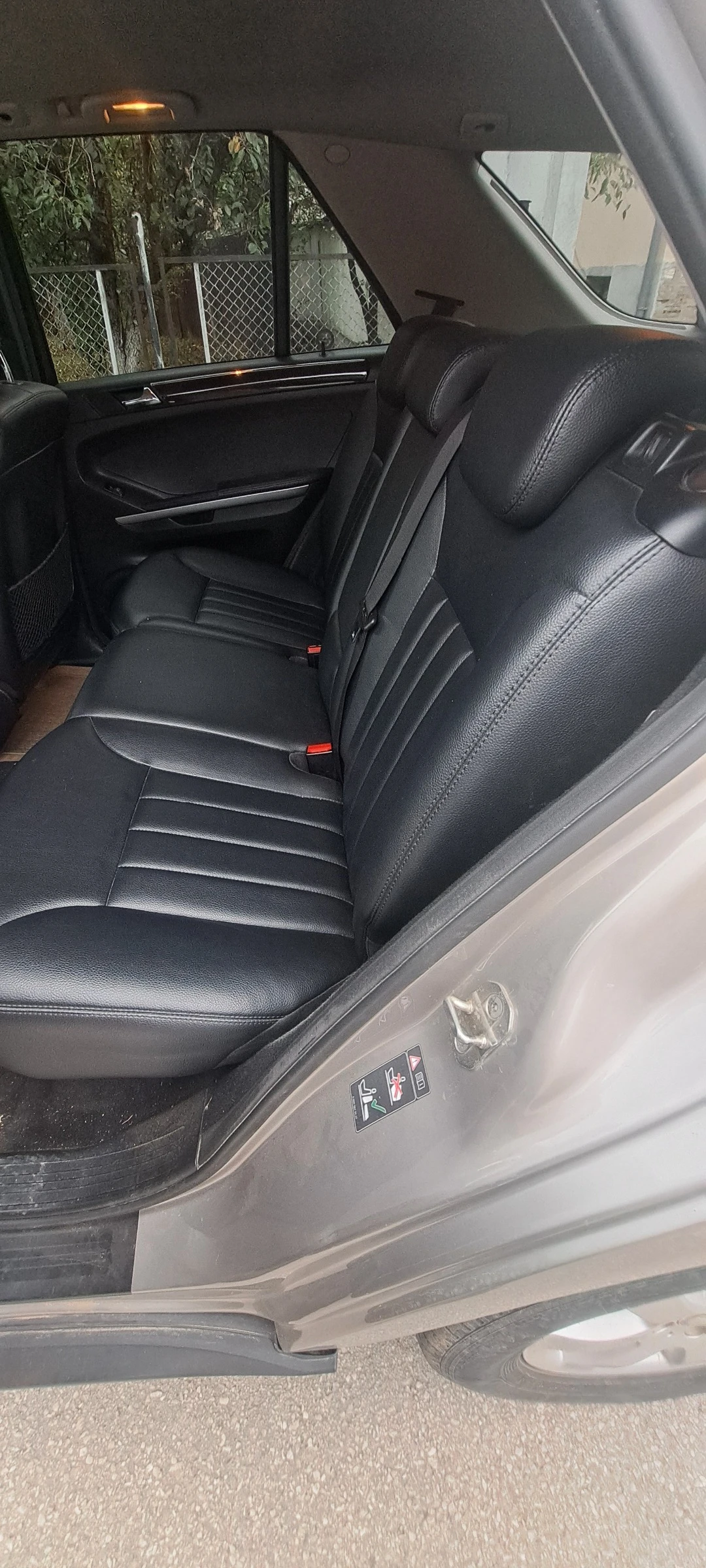 Mercedes-Benz ML 320, снимка 10 - Автомобили и джипове - 56545225