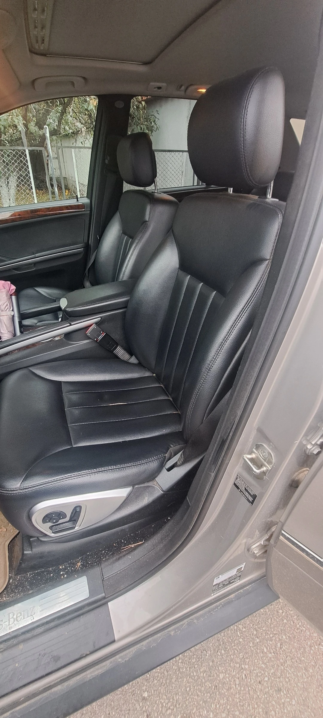 Mercedes-Benz ML 320, снимка 8 - Автомобили и джипове - 56545225