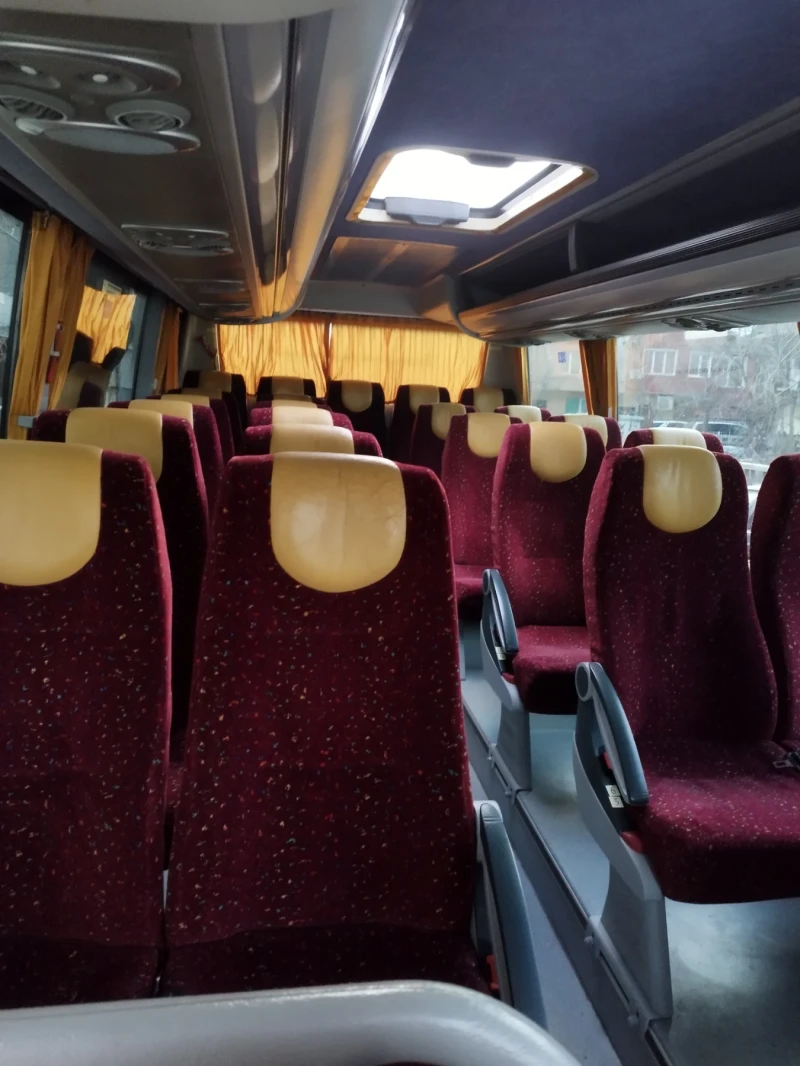 Iveco Daily Wing 27места.ПЕРФЕКТЕН!!!, снимка 3 - Бусове и автобуси - 52968066