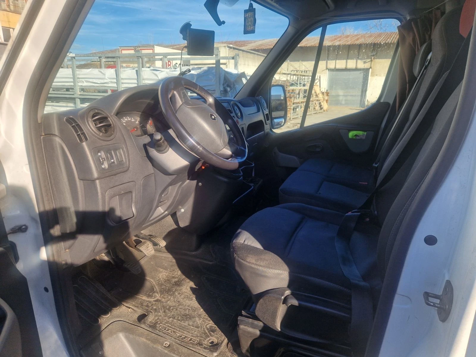 Renault Master 3 - изображение 6