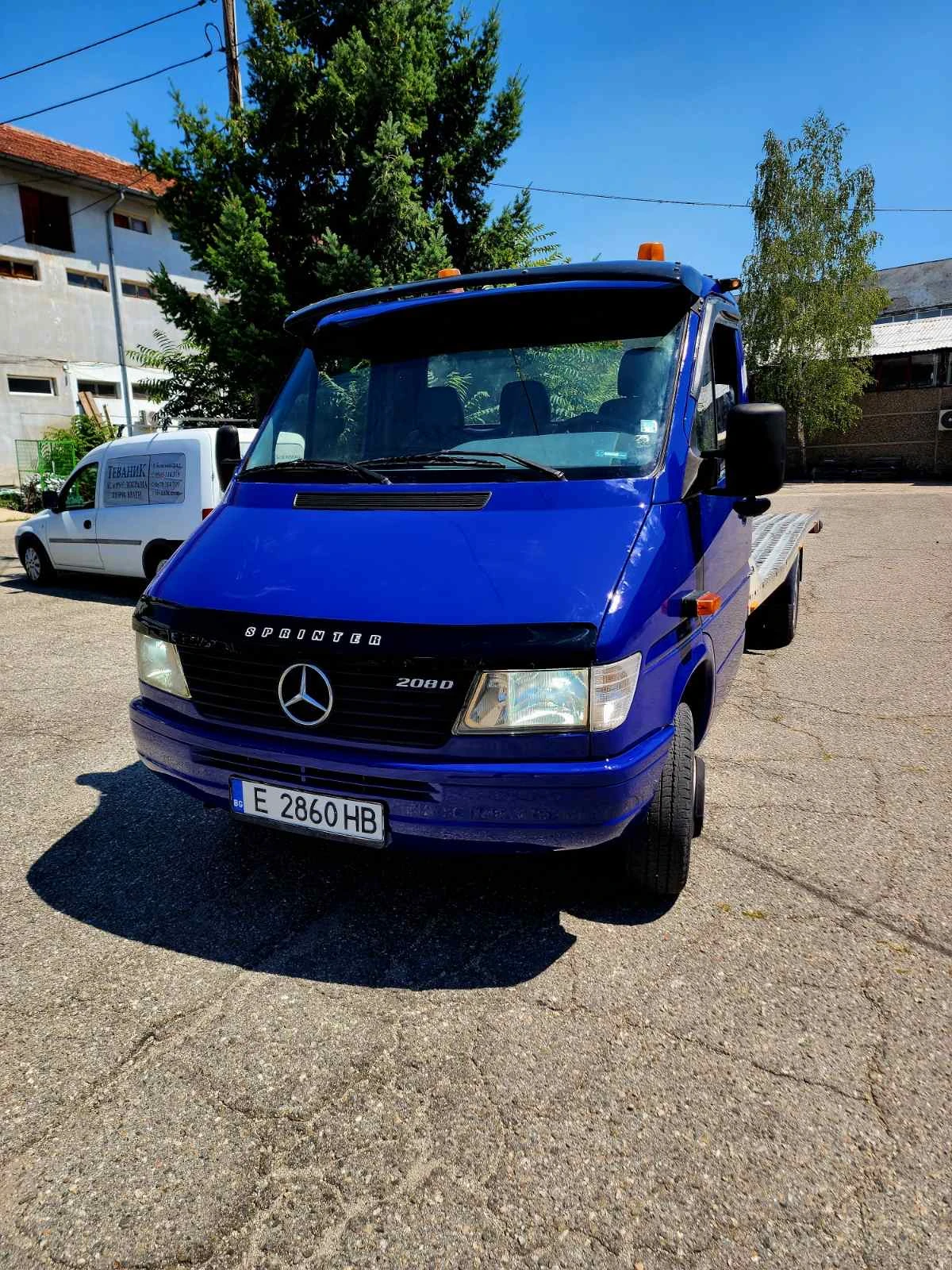 Mercedes-Benz Sprinter 208