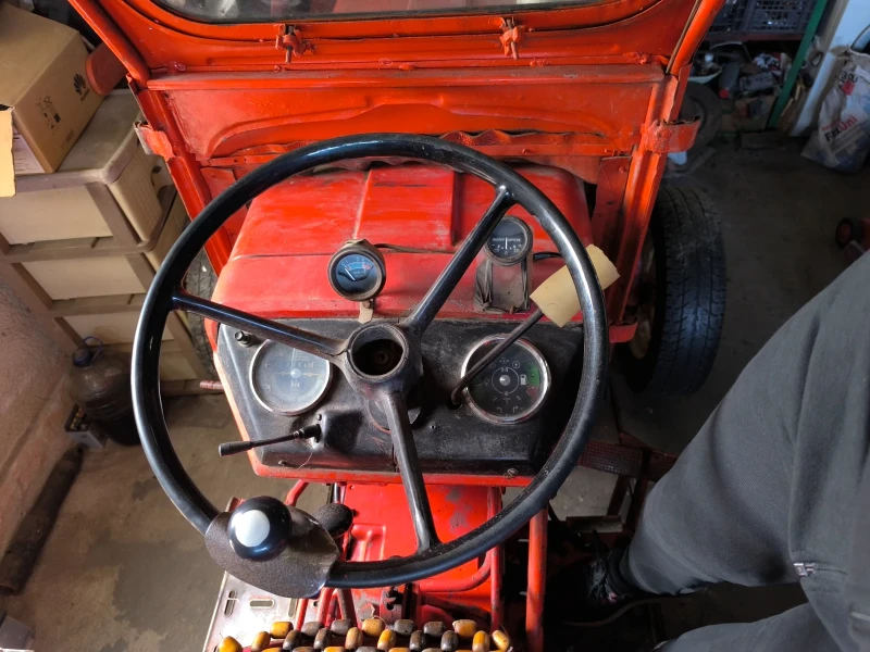 Трактор McCormick, снимка 6 - Селскостопанска техника - 52296848