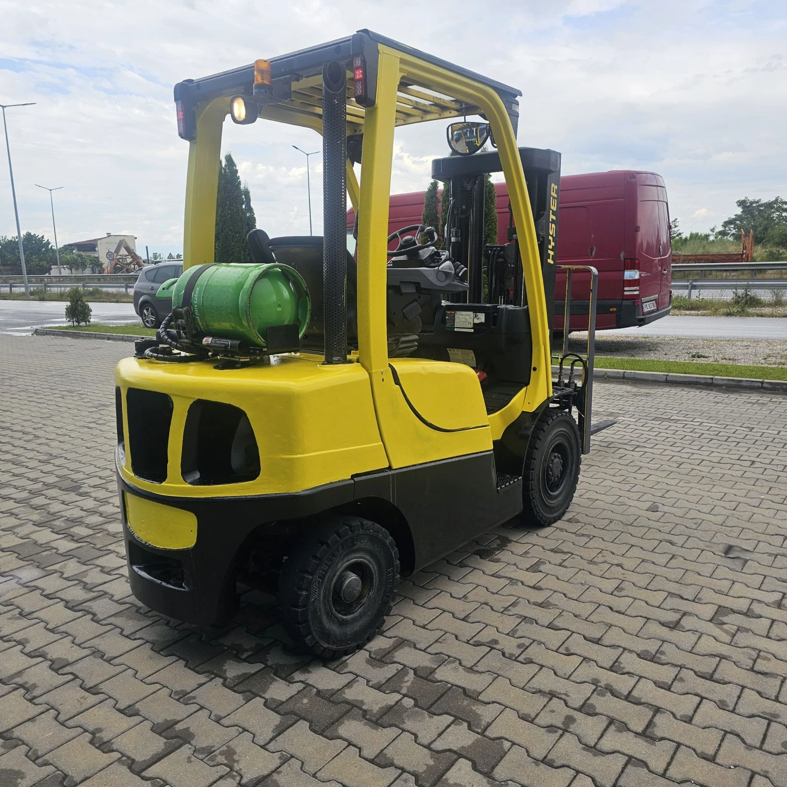 Мотокар Hyster H2.5 FT, снимка 5 - Индустриална техника - 54631992