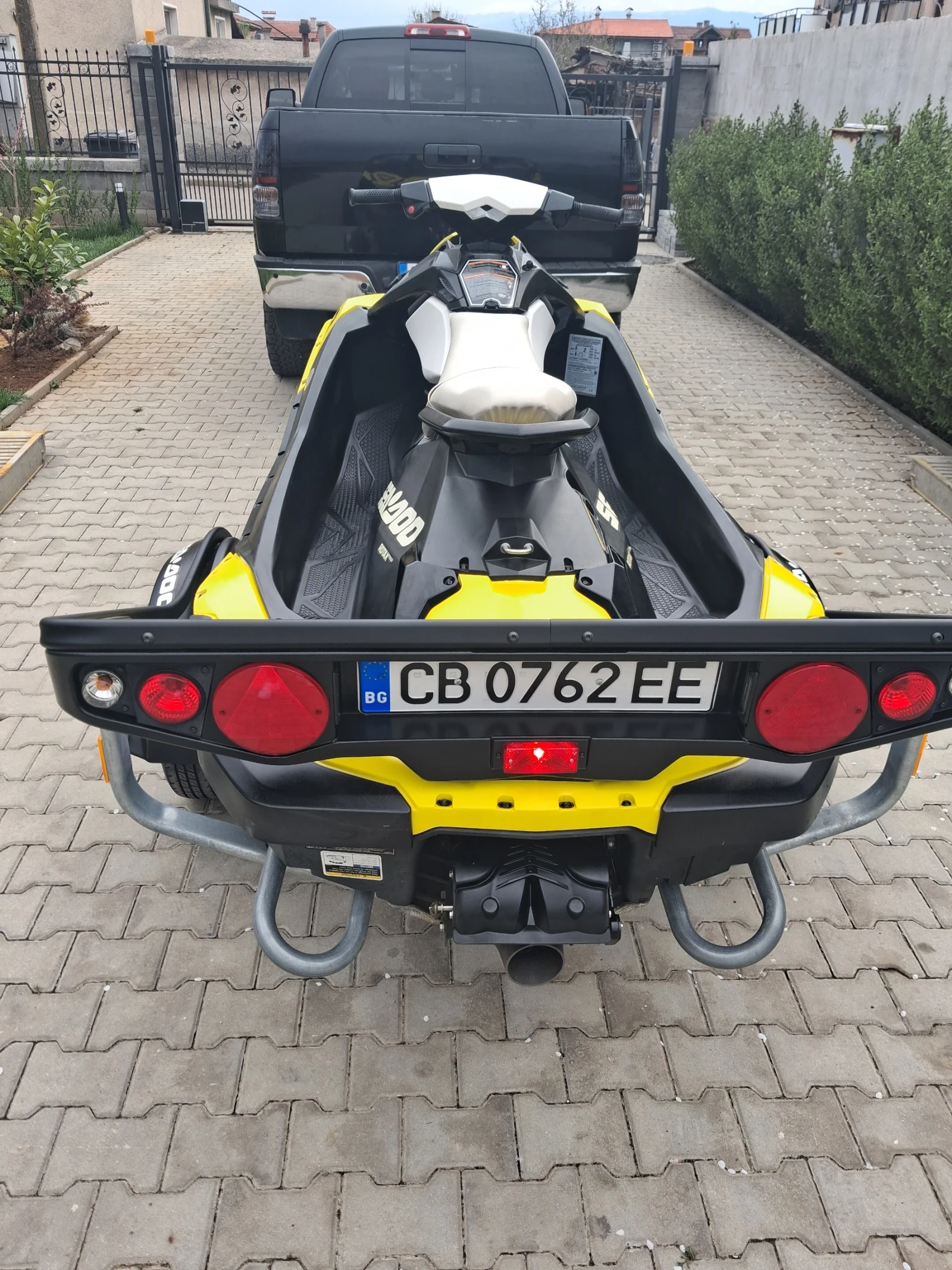 Джет Bombardier Sea Doo Spark, снимка 4 - Воден транспорт - 54259394