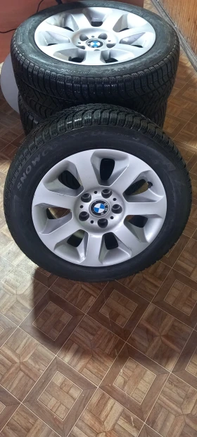 Гуми с джанти Pirelli 205/55R16, снимка 4 - Гуми и джанти - 47902982