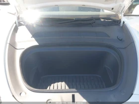 Tesla Model Y Awd/Long Range Dual Motor All-Wheel Drive, снимка 10