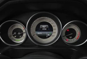 Mercedes-Benz E 300 4Matic Avantgarde | Mobile.bg    8