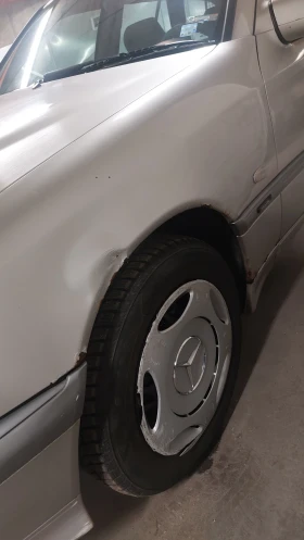 Mercedes-Benz C 180 T - 2500 € / 4889.57 лв. - 26592691 6