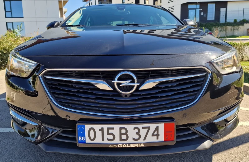 Opel Insignia 1.6 CRDI 136 * AVTOMAT * CAMERA * NAVI * LED * ТОП, снимка 2 - Автомобили и джипове - 47447670