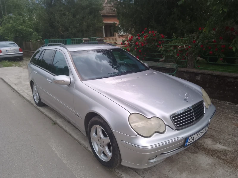 Mercedes-Benz C 200, снимка 8 - Автомобили и джипове - 48724971