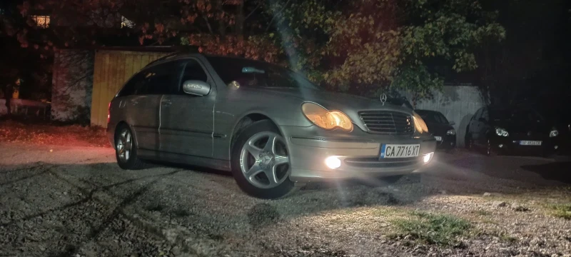 Mercedes-Benz C 200, снимка 1 - Автомобили и джипове - 48724971