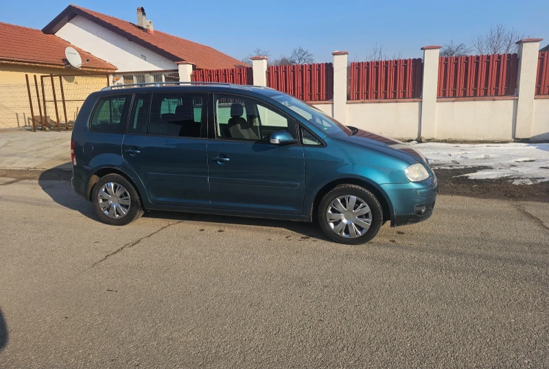 VW Touran 1.9, снимка 12 - Автомобили и джипове - 49272191